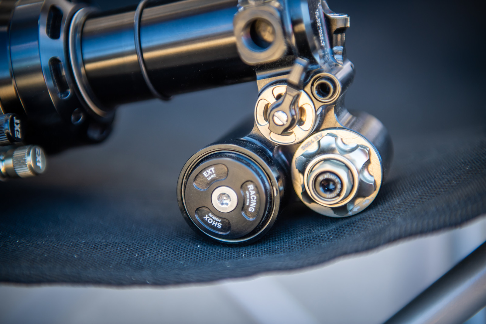 EXT Aria Air Shock PIT BITS Sea Otter 2023 Day 2 Mountain Biking Pictures Vital MTB